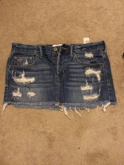 Size 3 Hollister mini skirt