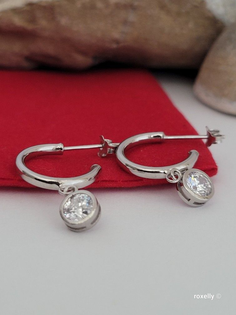 ❤️ Sterling Silver Cubic Zirconia Round Drop Hoop Earrings