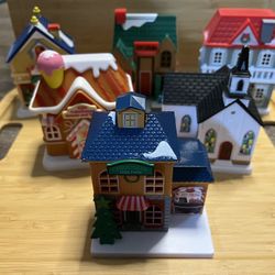 Cobblestone Corners Miniature - 7 Pieces