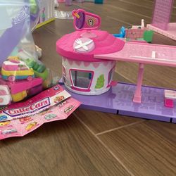 Shopkins Cutie Car wash Plus 15 Cars 