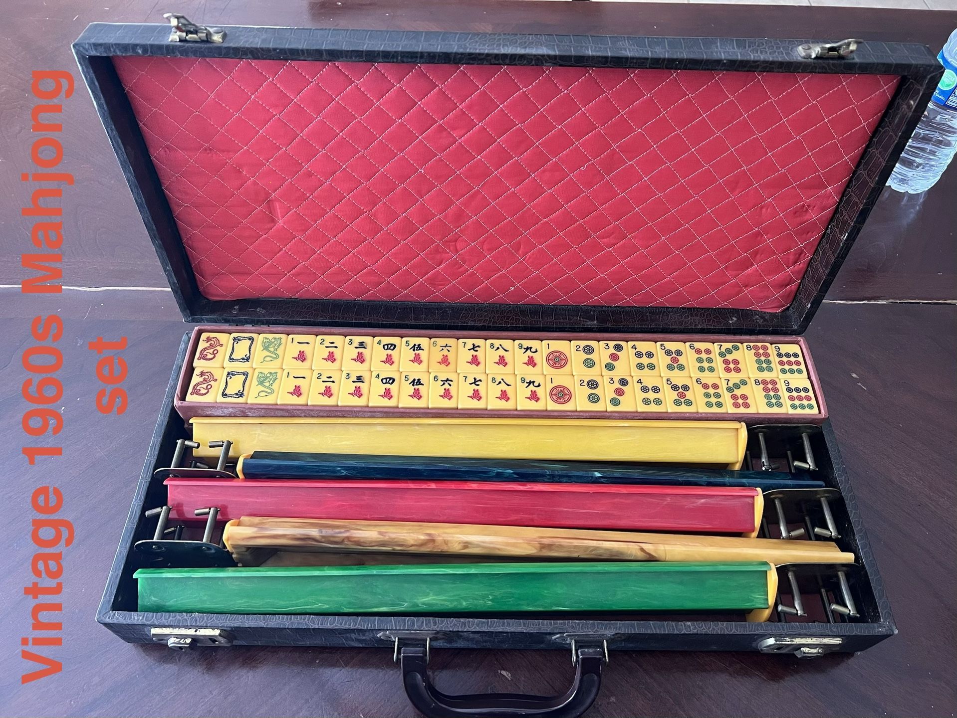 Vintage Mahjong Set