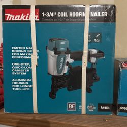 Makita 1 3/4 Inch Coil Roofing Nailer