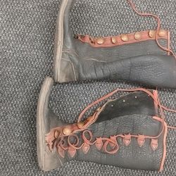 Bald mountain moccasins