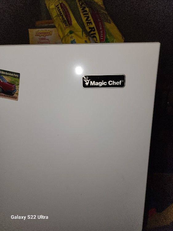 Magic Chef Refrigerator