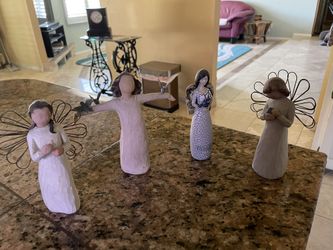 Willow Tree  Angel Figurine (Hallmark) (4 Selling As A Set)