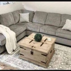 ☀️ Altari Alloy Modern  Comfort Sectional With Chaise 💥 Brand New💥 Showroom Available 