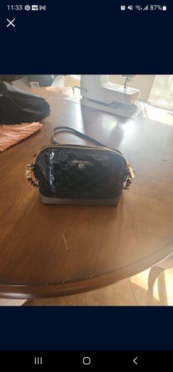 Brand NEW Michael KORR PURSE
