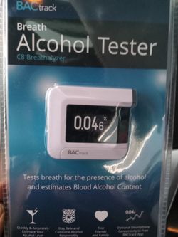 BACtrack C8 BREATHALYZER
