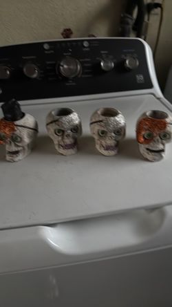Halloween Skull Figurines Set of 4