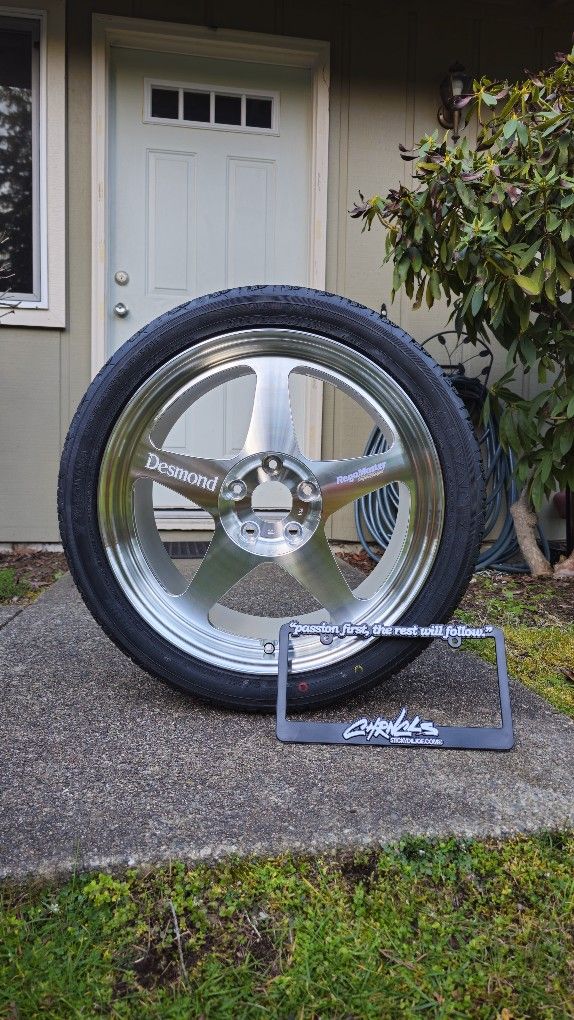 Desmond Regamaster Evo II w/ Yokohama Tires