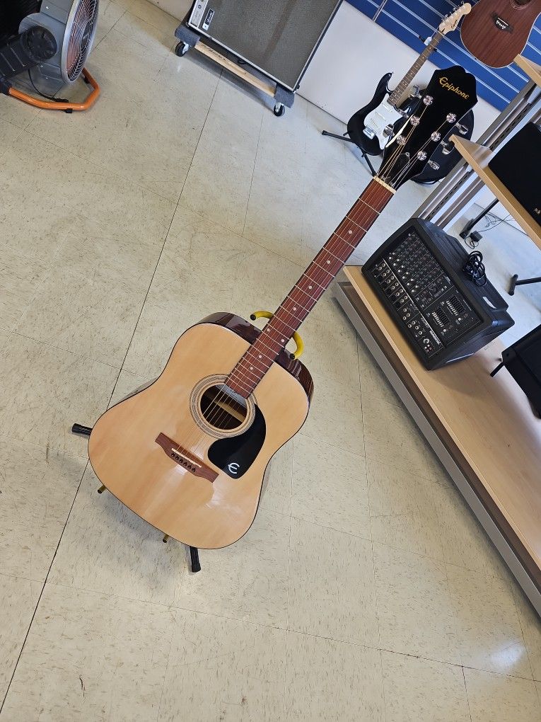 Epiphone 6 String Acoustic Guitar RH 811123-1
