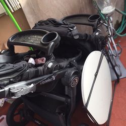 Stroller  Two  Seats Excellent Condition 