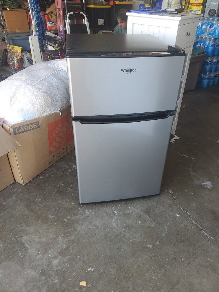 Yard Sale/Antiques Furniture SALE - JUNE 28 & 29