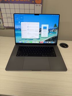 Apple 16” 2021 MacBook Pro M1 Pro 10 Core 32gb RAM 1TB Flash Storage 16 core GPU macOS Tahoe