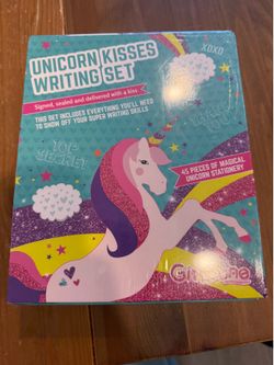 Unicorn kisses writing set - new, unboxed