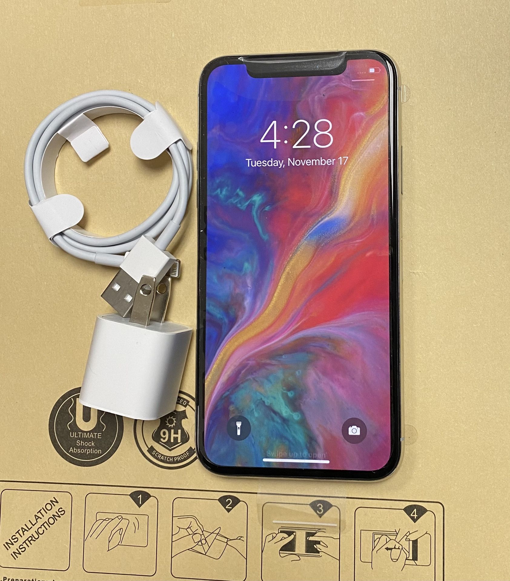 Factory unlocked apple iphone X 64 gb, store warranty! 