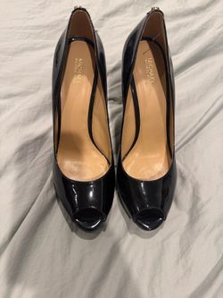 Michael Kors Peep Toe Heels Sz 10