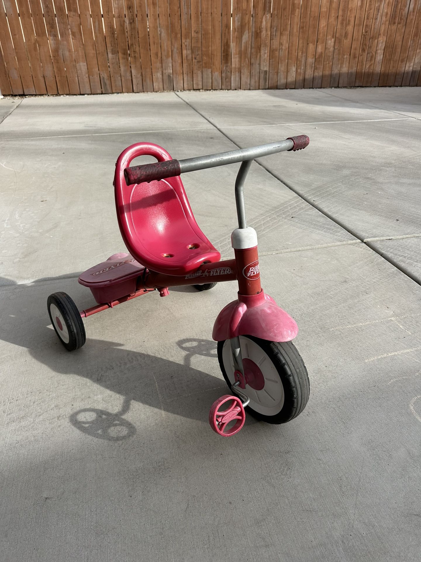 Radio Flyer Tricycle With Steering Handle