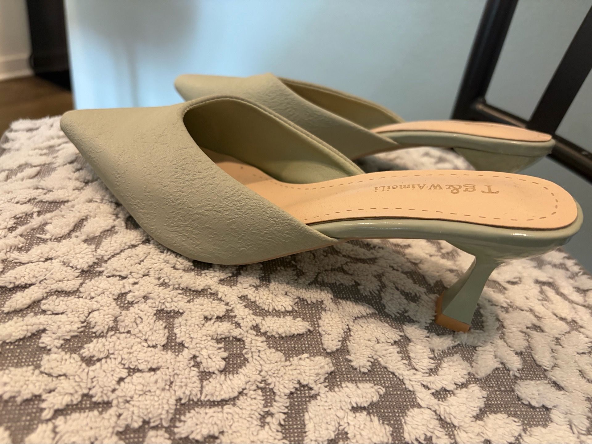 Pastel green kitten heel mules Size 8