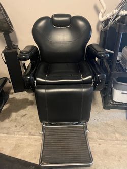 Barber chair