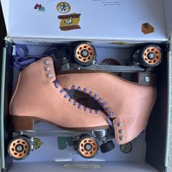 Moxie Beach Bunny Skates - W10