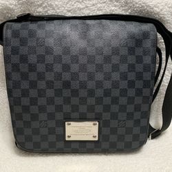 💼Louis Vuitton Brooklyn MM Damier Ebene Messenger Bag