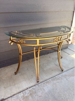 Home Entrance receiver table