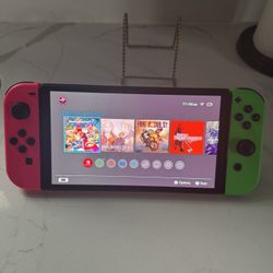 Nintendo Switch Mario OLED