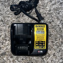 Dewalt Charger