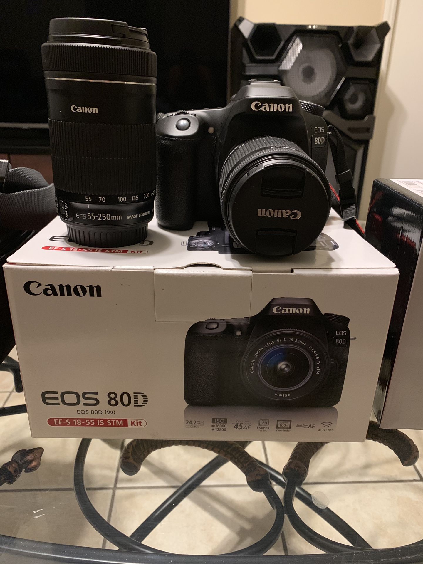 Canon eos 80d mint barely used and extras