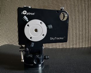 iOptron SkyTracker Camera Mount with Polar Scope