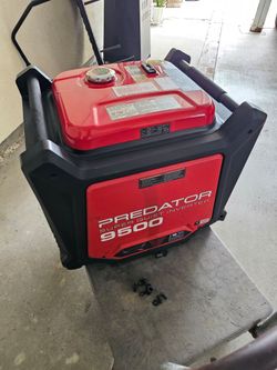 GAS GENERATOR PREDATOR 9500W SUPER QUIET LOW HRS ENGINE BUTTOM ON FULL TUNE UP COMPLETE 120V AND 240V WORKS GREAT USED 2 MONTHS ONLY YOU CAN TEST IT B