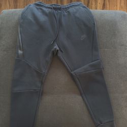 Nike Sportswear Tech Fleece Joggers Men’s Small