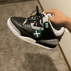 Size 8 Air Jordan 3 Retro “Green Glow” Black