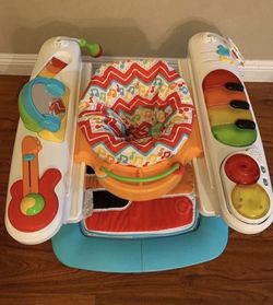Fisher-Price 4 en 1 Step 'n Play Piano