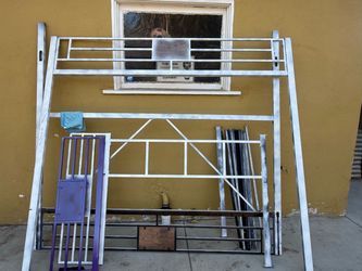 Twin bed free