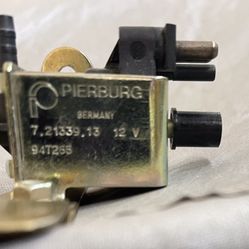PORSCHE 911 993 PIERBURG CHANGE OVER VACUUM VALVE