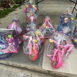 Easter Baskets And Cascarones 