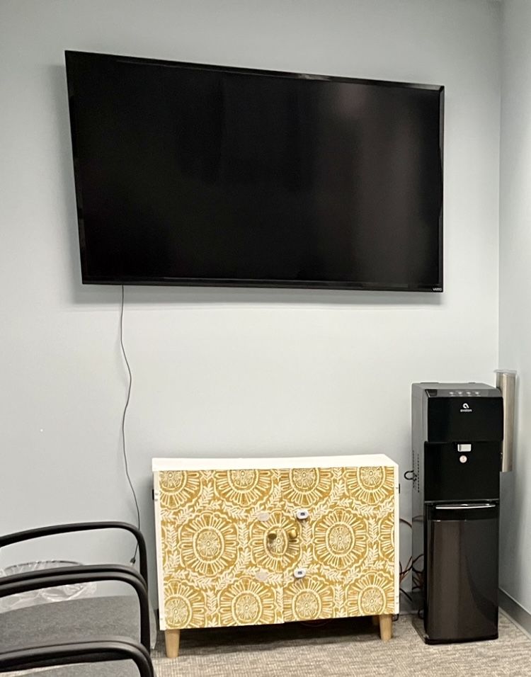 60 inch VIZIO TV FOR SALE-Price negotiable-Smyrna, GA