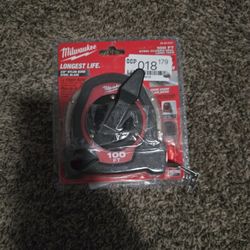 Milwaukee 100ft Tape Measurement Tool