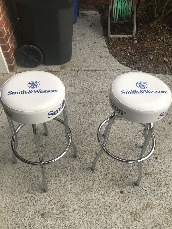 Smith Wesson Bar Stools For In Winston M Nc Offerup Smith Wesson Bar Stools