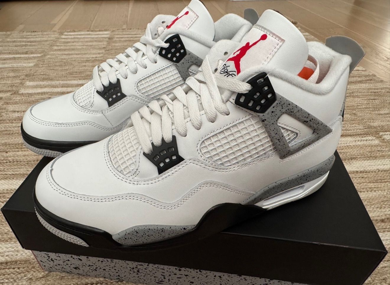 (Brand New/DS) Jordan 4 White Cement // Size 7.5