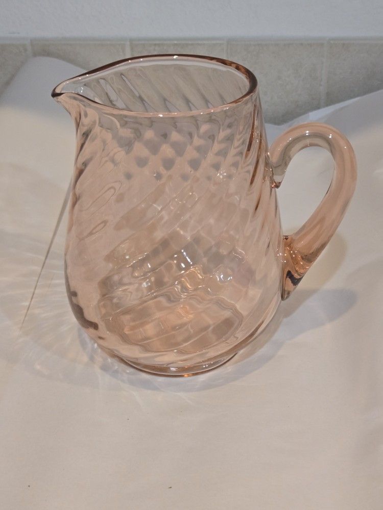Vintage Pink Swirl Pitcher / Pink Depression Glass / Arcoroc Pitcher / Pink Glassware