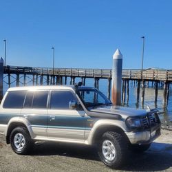 1992 Mitsubishi Pajero - Montero