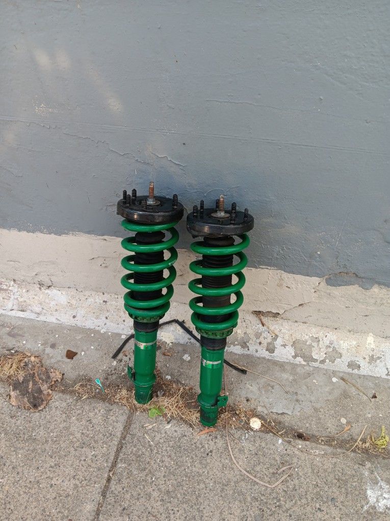 Front and rear struts 2004 2008 Acura