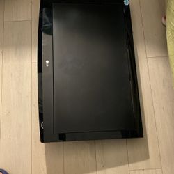 LG Flat Screen TV 
