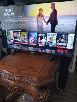 Smart TV 43" good Conditions with remote