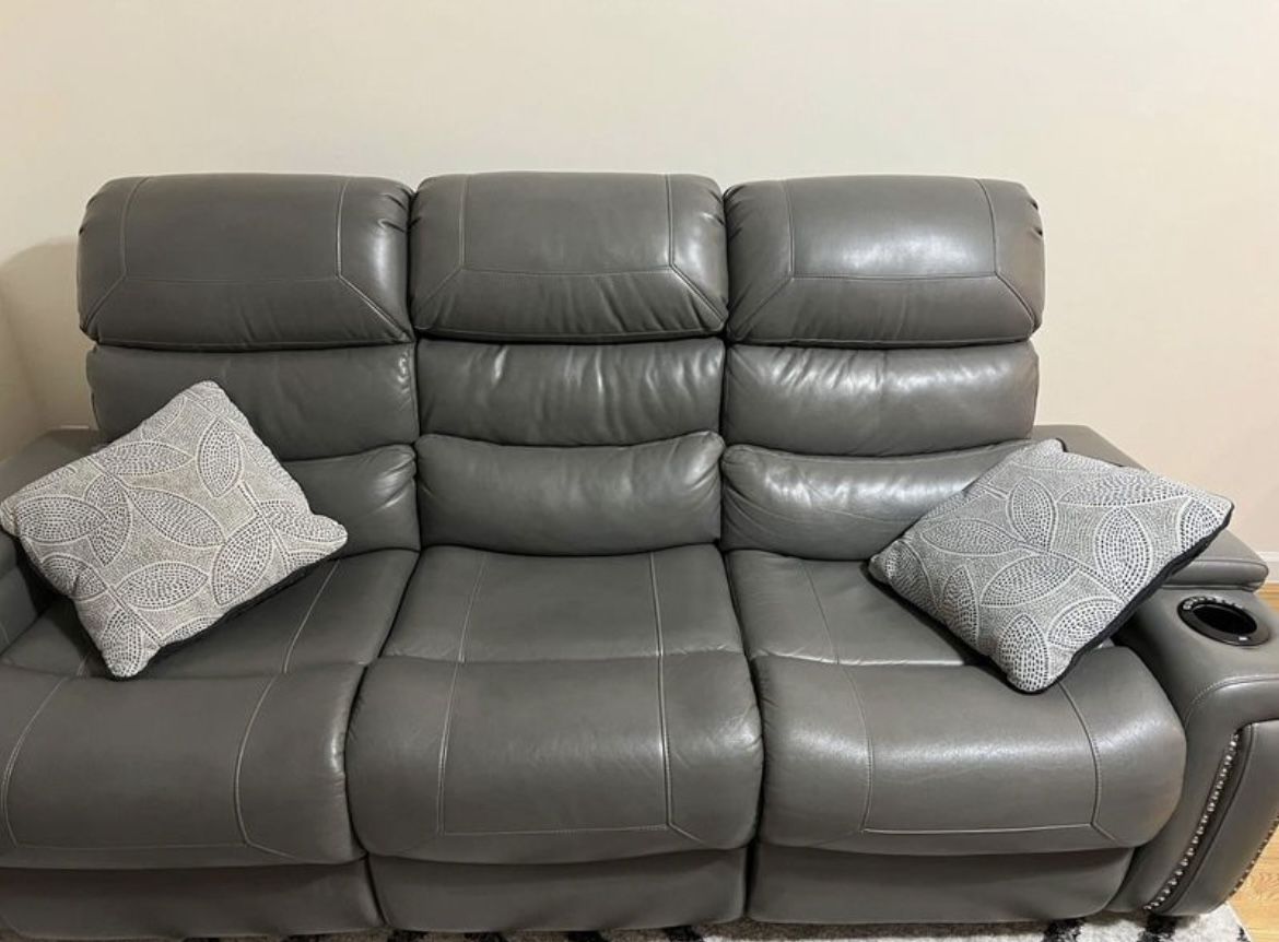 Lumbar Support Reclining Sofa (must Go) 