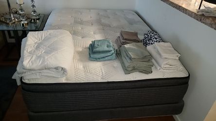 14 " pillow top Queen mattress set with sheets, $300 or BEST OFFER