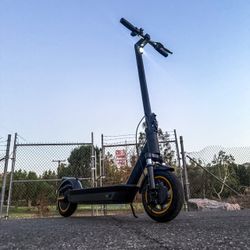 Electric scooter